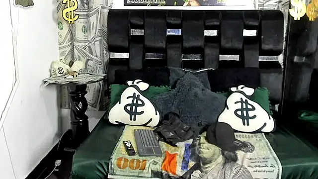 Snapshot of Latin_Duo13 chatting on November 2025 07:57:01 PM Latin Duo13 online show from November 2025 07:57:01 PM