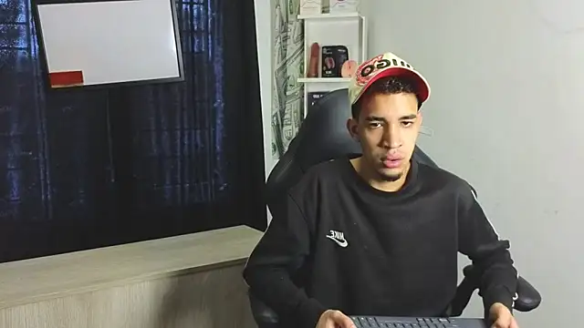 Snapshot of Latin_Duo13 chatting on February 2026 07:43:01 PM Latin Duo13 online show from February 2026 07:43:01 PM