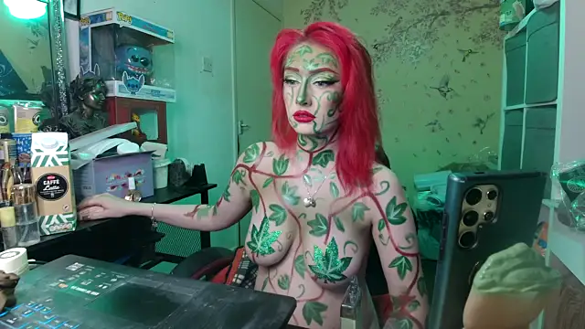 DaniDoodles420 online show from April 2026 10:10:02 PM