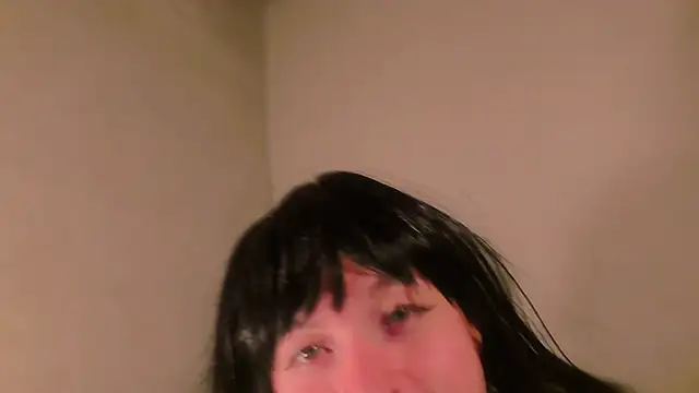 Snapshot of anitasmiles chatting on October 2025 07:31:01 AM anitasmiles online show from October 2025 07:31:01 AM