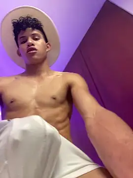 KamiSuarez online show from February 2026 09:26:01 PM