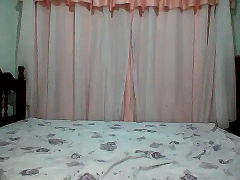 HotGiirl2025 online show from January 2026 04:15:01 AM