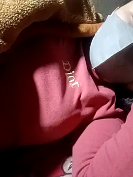 yoyo-mi online show from November 2025 03:28:02 AM