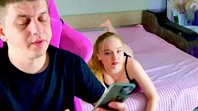 Shawty Mia online show from March 2026 01:03:01 PM