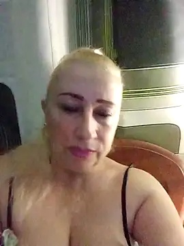 Esenia505 online show from November 2025 04:22:01 AM