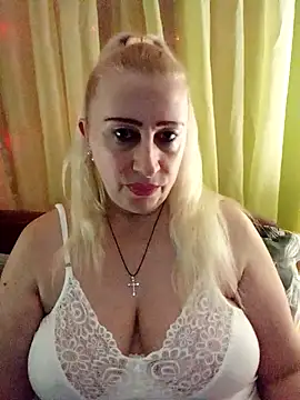 Esenia505 online show from January 2026 09:22:02 AM