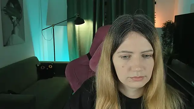 AleksaLaurent online show from November 2025 02:32:01 AM