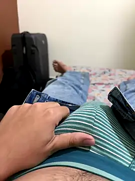 SentScruples online show from November 2025 02:49:02 PM