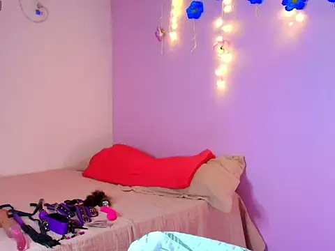 Aprilsweet2005 online show from November 2025 01:11:01 PM