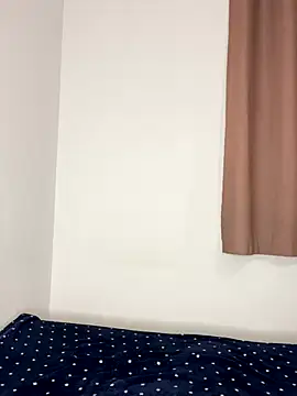 lissalves online show from December 2025 07:00:01 PM