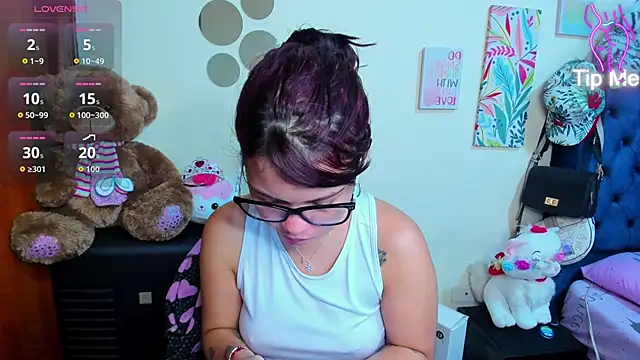 Emma boo online show from January 2026 05:17:01 PM