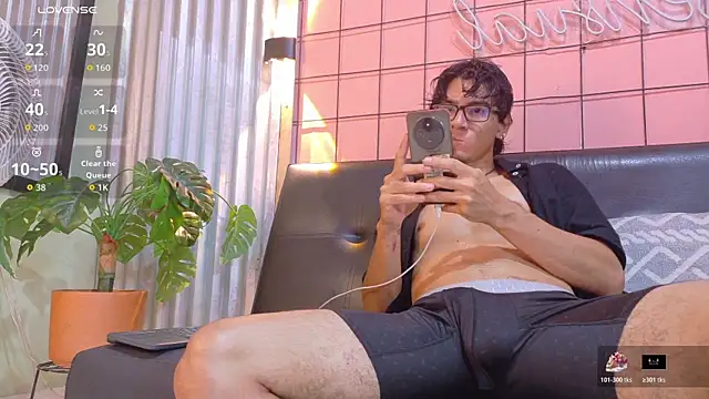 kane del toro online show from November 2025 02:14:02 AM