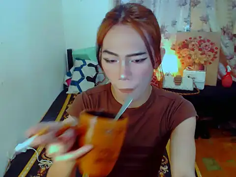 Snapshot of EXOTICGEORGINA chatting on December 2025 09:30:01 PM EXOTICGEORGINA online show from December 2025 09:30:01 PM