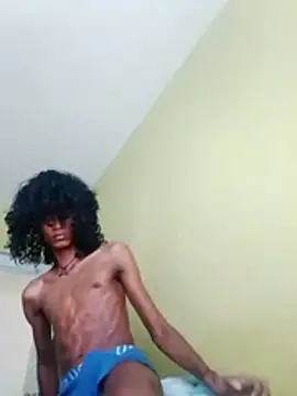 Snapshot of skinniyGabriel chatting on November 2025 06:29:01 PM skinniyGabriel online show from November 2025 06:29:01 PM