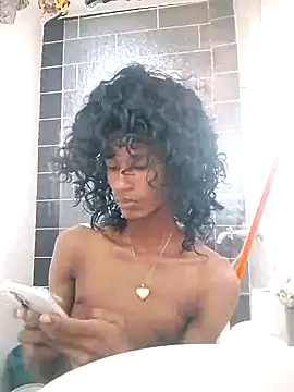 Snapshot of skinniyGabriel chatting on November 2025 12:16:02 PM skinniyGabriel online show from November 2025 12:16:02 PM