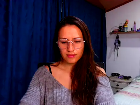 KendallTwisTx online show from December 2025 03:55:01 AM