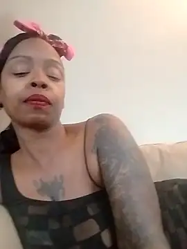 Snapshot of TasteTheeHoneyy chatting on October 2025 08:32:01 PM TasteTheeHoneyy online show from October 2025 08:32:01 PM