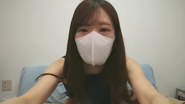 Minami jjjj online show from May 2026 01:11:02 AM