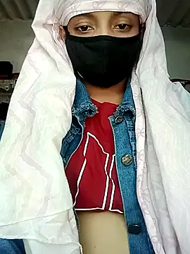 Quenn-Jiya752 online show from November 2025 06:44:01 AM