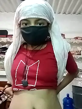 Quenn-Jiya752 online show from November 2025 11:43:01 AM