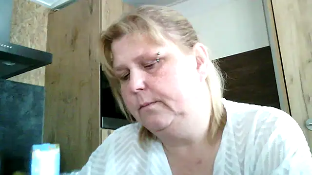 Sylviastar46 online show from March 2026 09:02:02 AM