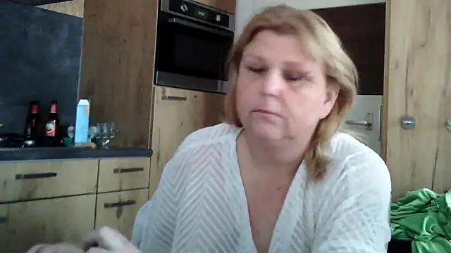 Sylviastar46 online show from March 2026 08:26:33 AM