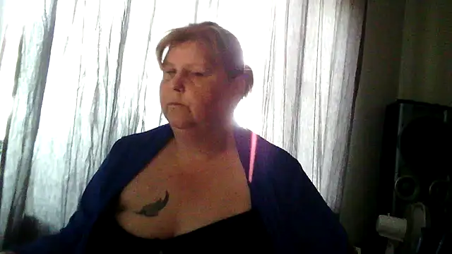Sylviastar46 online show from June 2026 03:49:01 PM