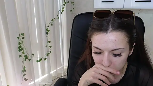 Ulyanix online show from March 2026 09:03:02 AM