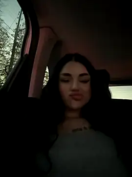 Snapshot of babygirllilly chatting on October 2025 02:19:01 PM babygirllilly online show from October 2025 02:19:01 PM