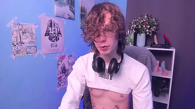 Snapshot of LeoBensyten chatting on February 2026 06:26:02 PM LeoBensyten online show from February 2026 06:26:02 PM