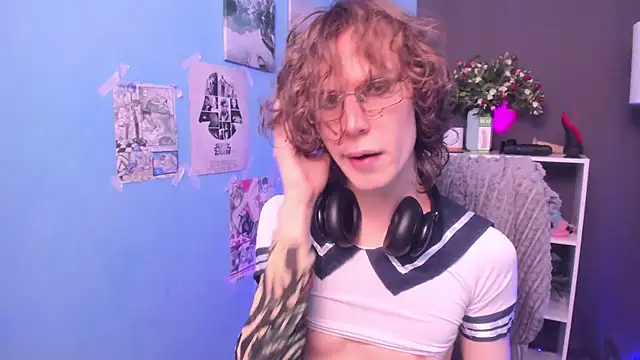 Snapshot of LeoBensyten chatting on February 2026 04:40:02 PM LeoBensyten online show from February 2026 04:40:02 PM