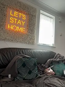 kennedylorel online show from March 2026 01:51:01 PM