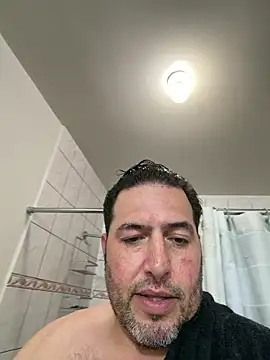 Snapshot of ezrah23 chatting on January 2026 11:09:01 PM ezrah23 online show from January 2026 11:09:01 PM