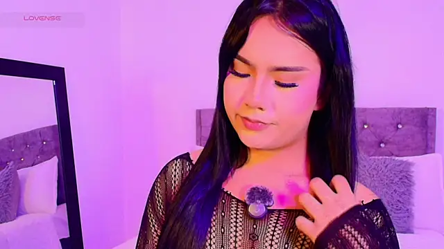 Vale prado online show from December 2025 11:17:01 AM