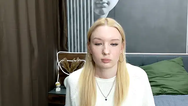 Snapshot of TiffanyJensen chatting on October 2025 11:00:01 AM TiffanyJensen online show from October 2025 11:00:01 AM