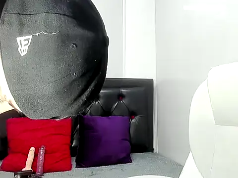 Snapshot of SubGirlRs chatting on October 2025 04:53:02 PM SubGirlRs online show from October 2025 04:53:02 PM