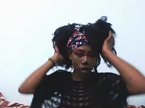 Snapshot of Ninjainia chatting on October 2025 03:35:02 PM Ninjainia online show from October 2025 03:35:02 PM