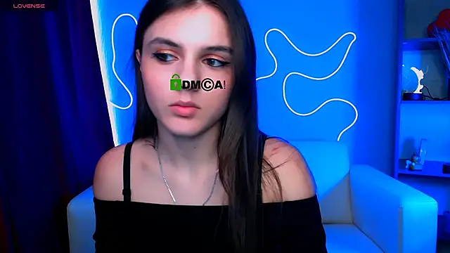 lisa dark  online show from February 2026 10:05:01 AM