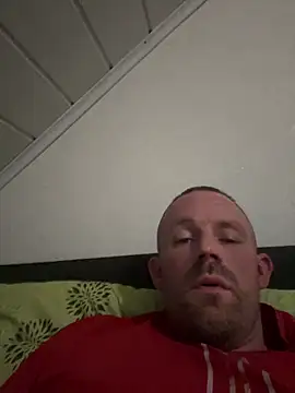 superbertok online show from November 2025 06:18:01 PM