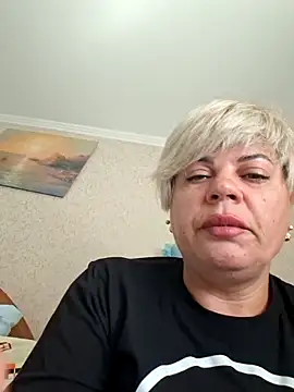 Snapshot of MilkySky chatting on April 2026 07:51:02 AM MilkySky online show from April 2026 07:51:02 AM