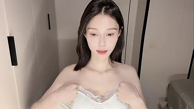 yuyu-33 online show from November 2025 06:13:01 AM