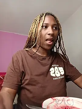 Snapshot of EvonyFoxxx chatting on February 2026 03:48:01 AM EvonyFoxxx online show from February 2026 03:48:01 AM