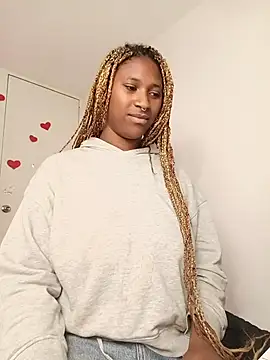 Snapshot of EvonyFoxxx chatting on March 2026 04:18:02 AM EvonyFoxxx online show from March 2026 04:18:02 AM