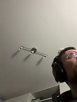 Guttermann online show from November 2025 10:38:02 AM