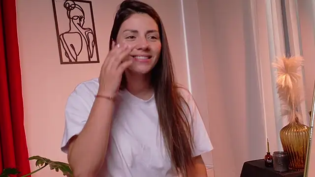 Snapshot of SeleneNova chatting on June 2026 07:18:02 PM SeleneNova online show from June 2026 07:18:02 PM