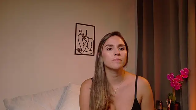 Snapshot of VictoriaNova_ chatting on May 2026 10:28:02 PM VictoriaNova online show from May 2026 10:28:02 PM