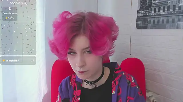 Angel Julles online show from June 2026 09:14:01 AM