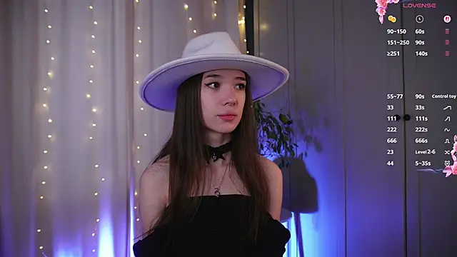 Snapshot of tinyanie chatting on February 2026 06:20:02 AM tinyanie online show from February 2026 06:20:02 AM