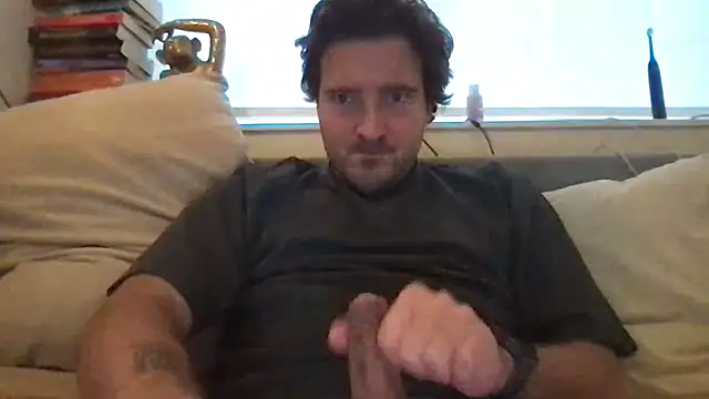 dutchpieter95 online show from December 2025 01:31:01 PM