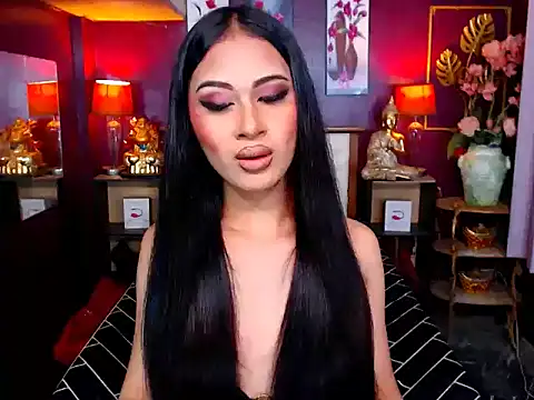 Plastique PATRICIA online show from March 2026 09:04:02 AM